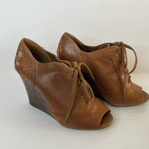 Gianni Bini lace up peep toe wedges